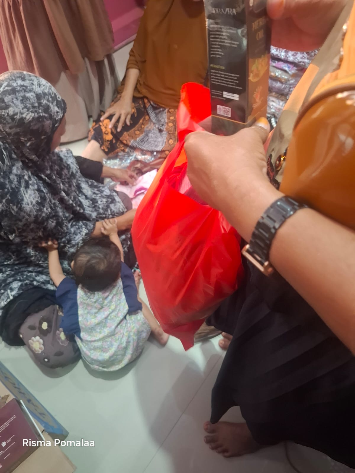 Aktivitas bisnis Risma Pomalaa